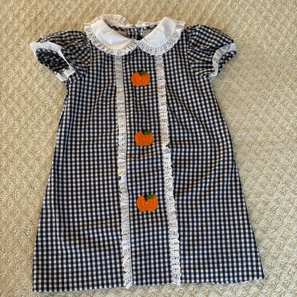 Shrimp and grits crochet pumpkin dress size 6